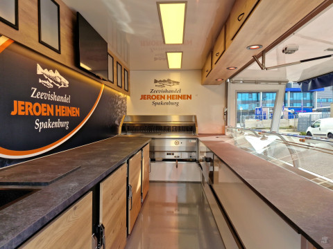 Binnenkant van een aanhangwagen voor vis