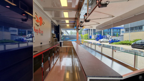 Binnenkant van een aanhangwagen voor vis