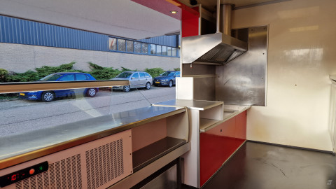 Binnenkant van een verkoopwagen voor diverse branches