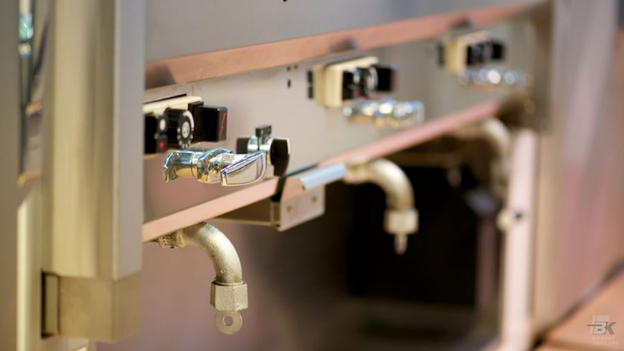 Detail aan de binnenkant van een aanhangwagen voor vis