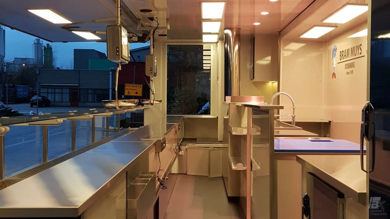 Binnenkant van een aanhangwagen voor vis